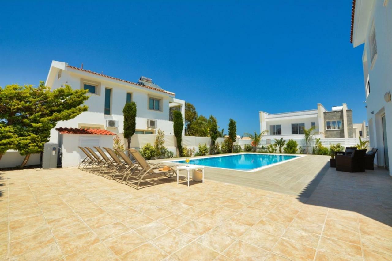 Blue Sea Villa Protaras Exteriör bild