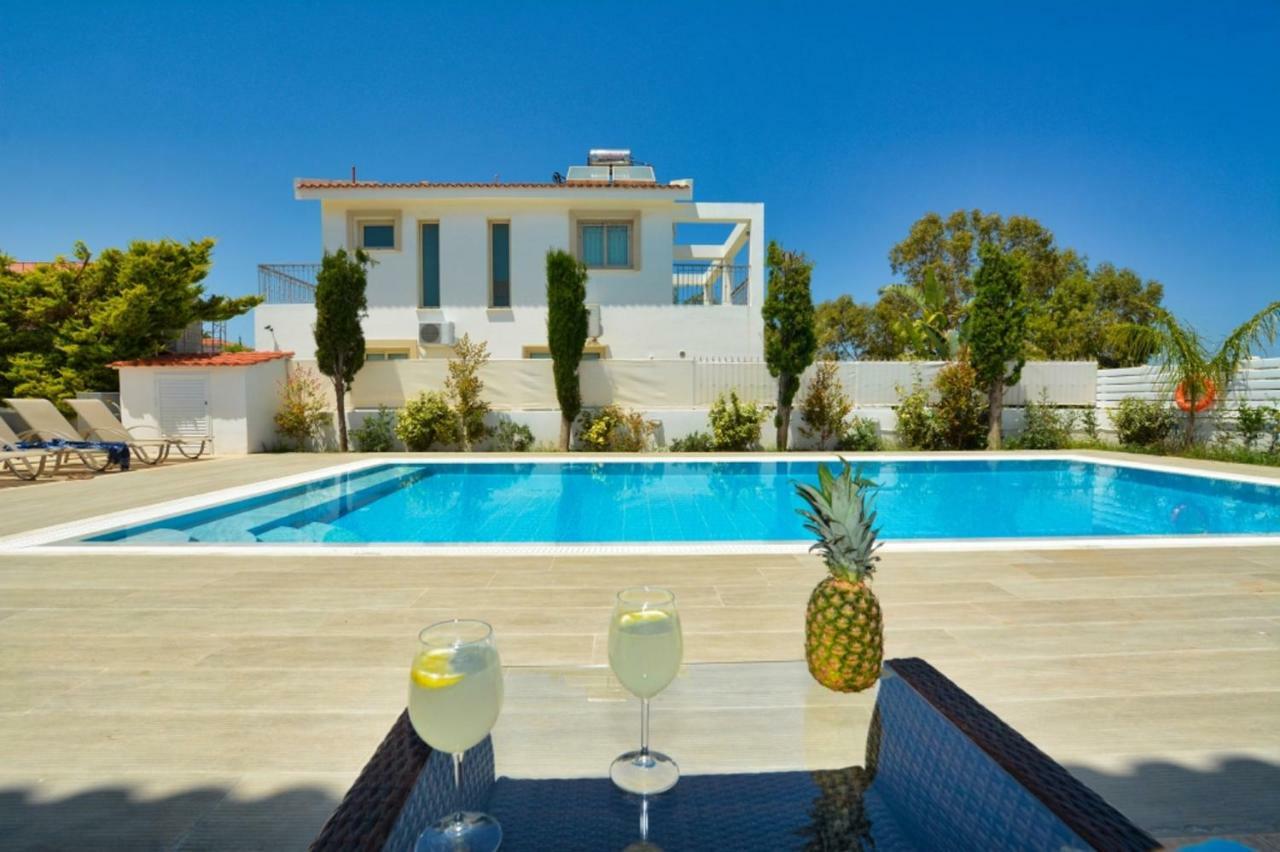Blue Sea Villa Protaras Exteriör bild