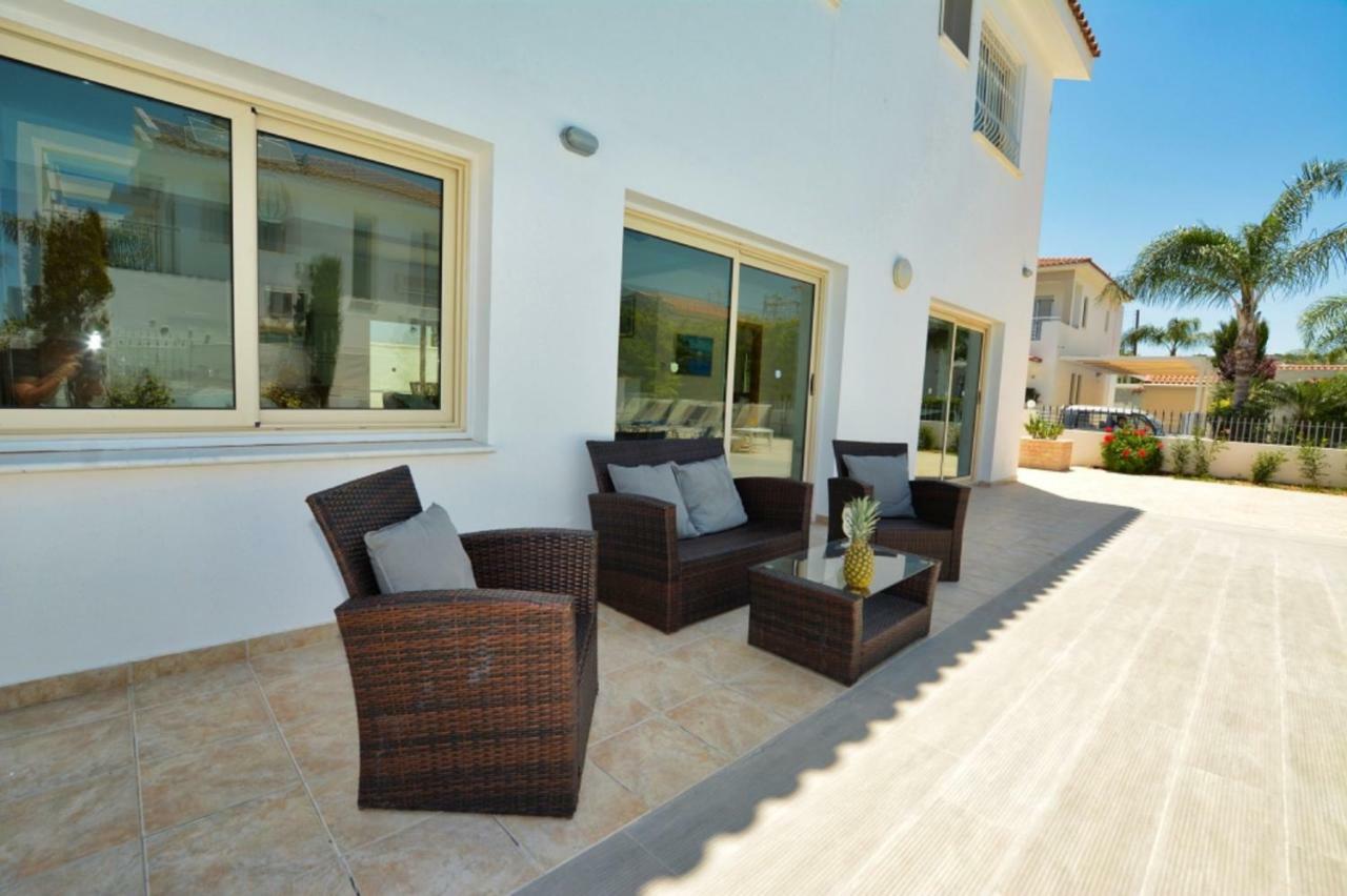 Blue Sea Villa Protaras Exteriör bild
